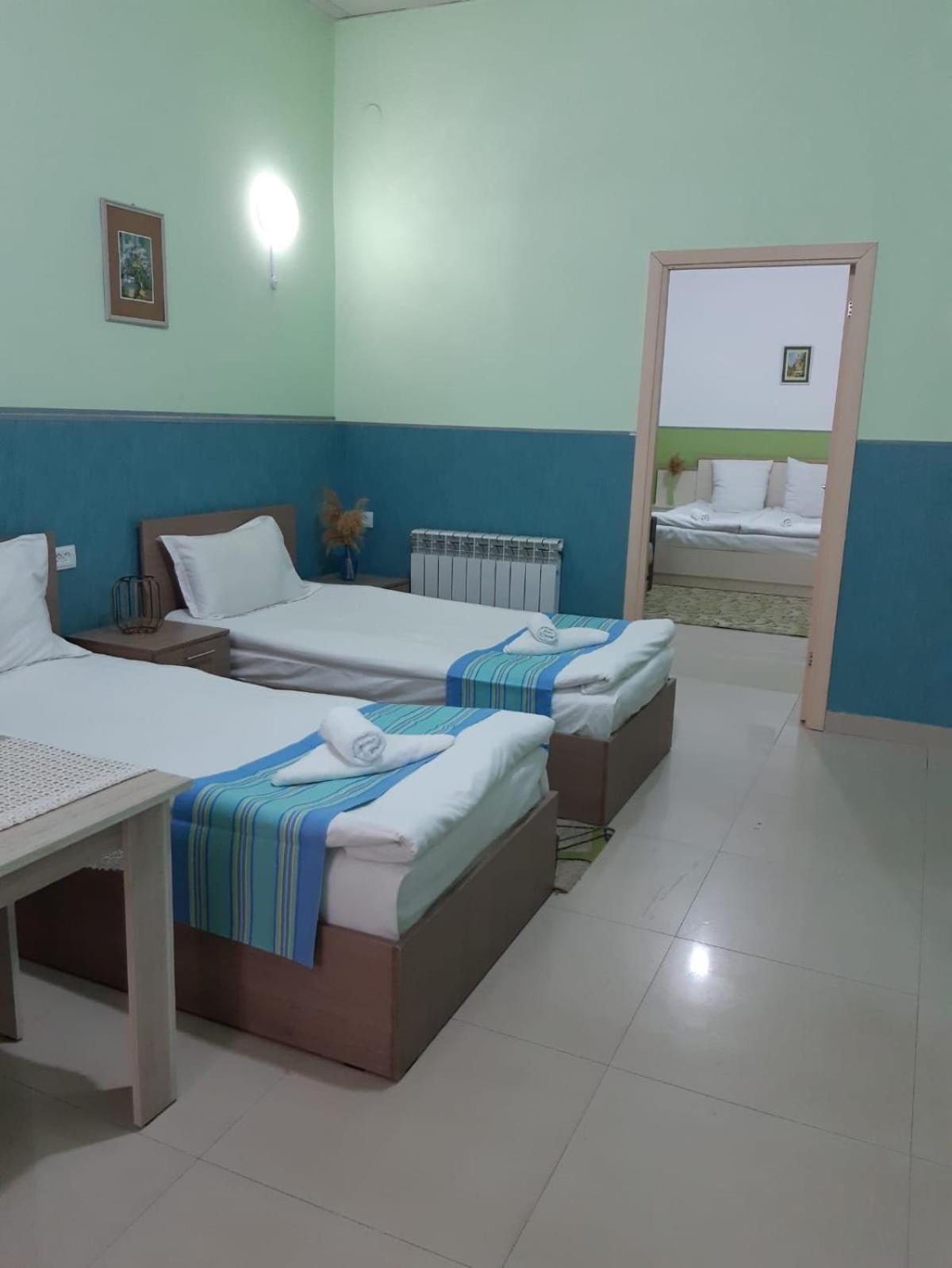 Lind Guest House B&B Ґюмрі Екстер'єр фото
